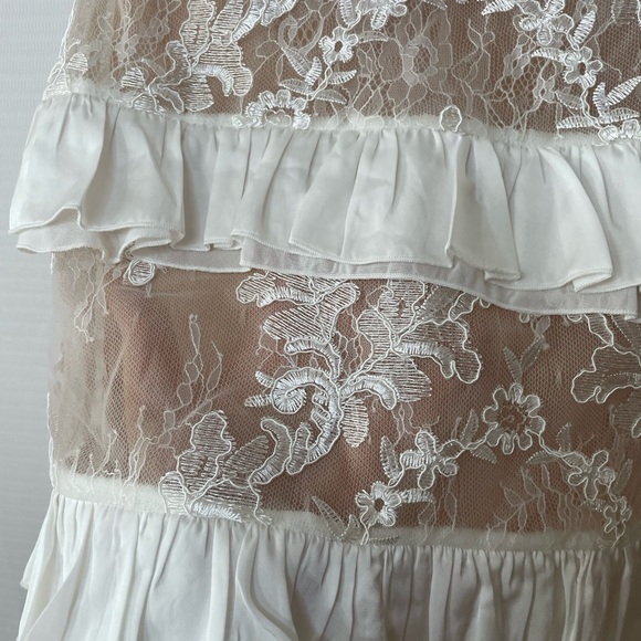 V. Chapman Ivory Lace Mini Dress - Picture 4 of 9